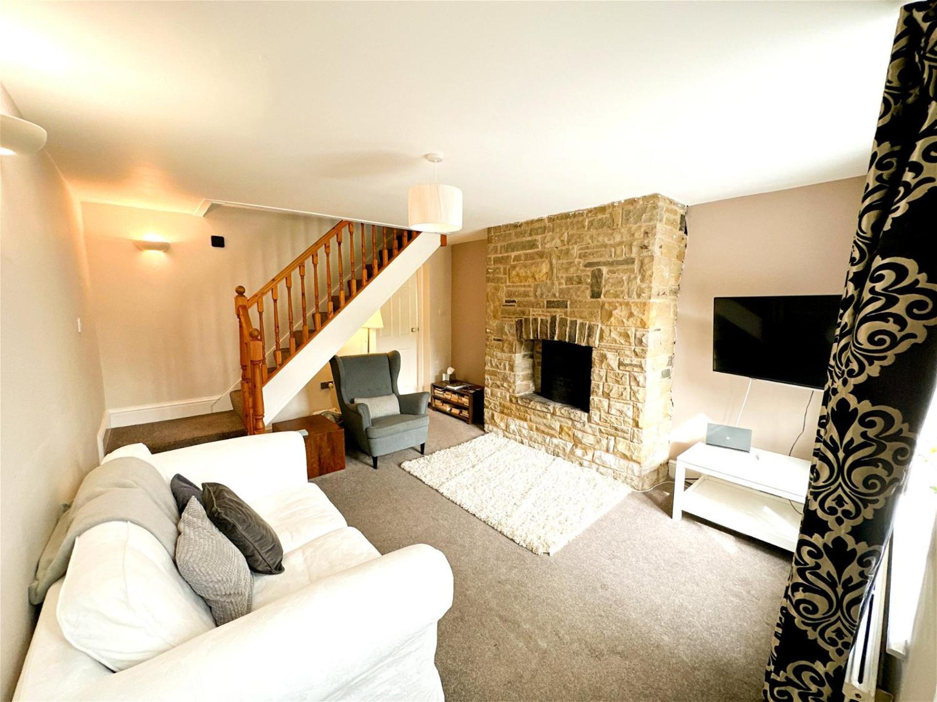 Country Cottage With Church View And Fireplace Near Leeds & York ภายนอก รูปภาพ